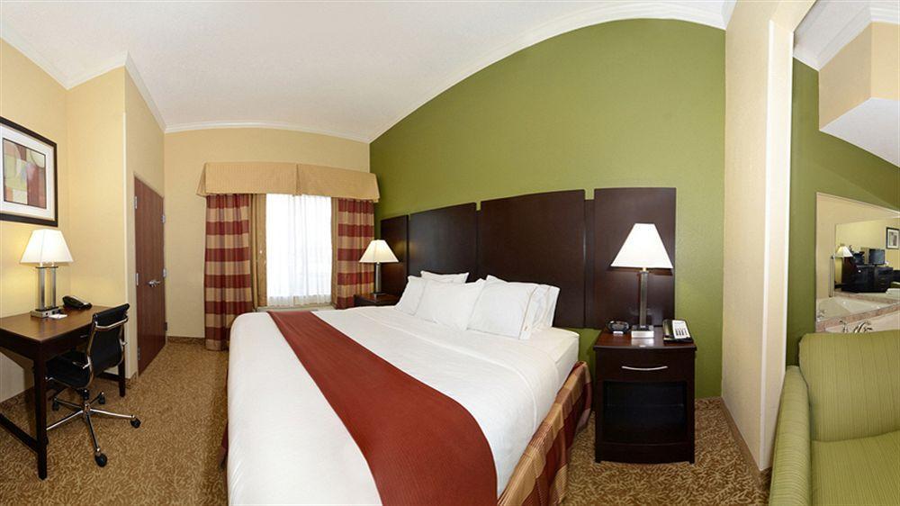 Holiday Inn Express & Suites Bonifay By Ihg Exterior photo